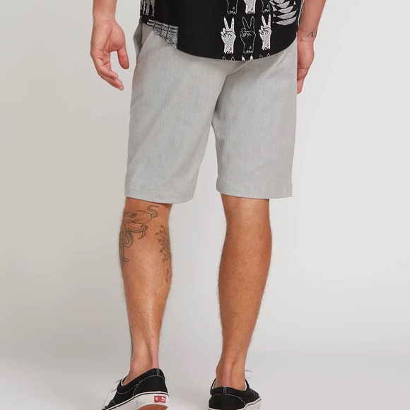 Volcom shorts | FRICKIN MODERN STRETCH SHORTS - GREY - Picture 4 of 12
